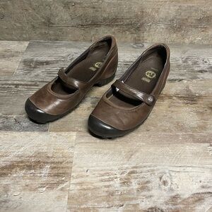 Merrell Plaza Emma Brown Leather Mary Jane Style Shoe Women's Size 7